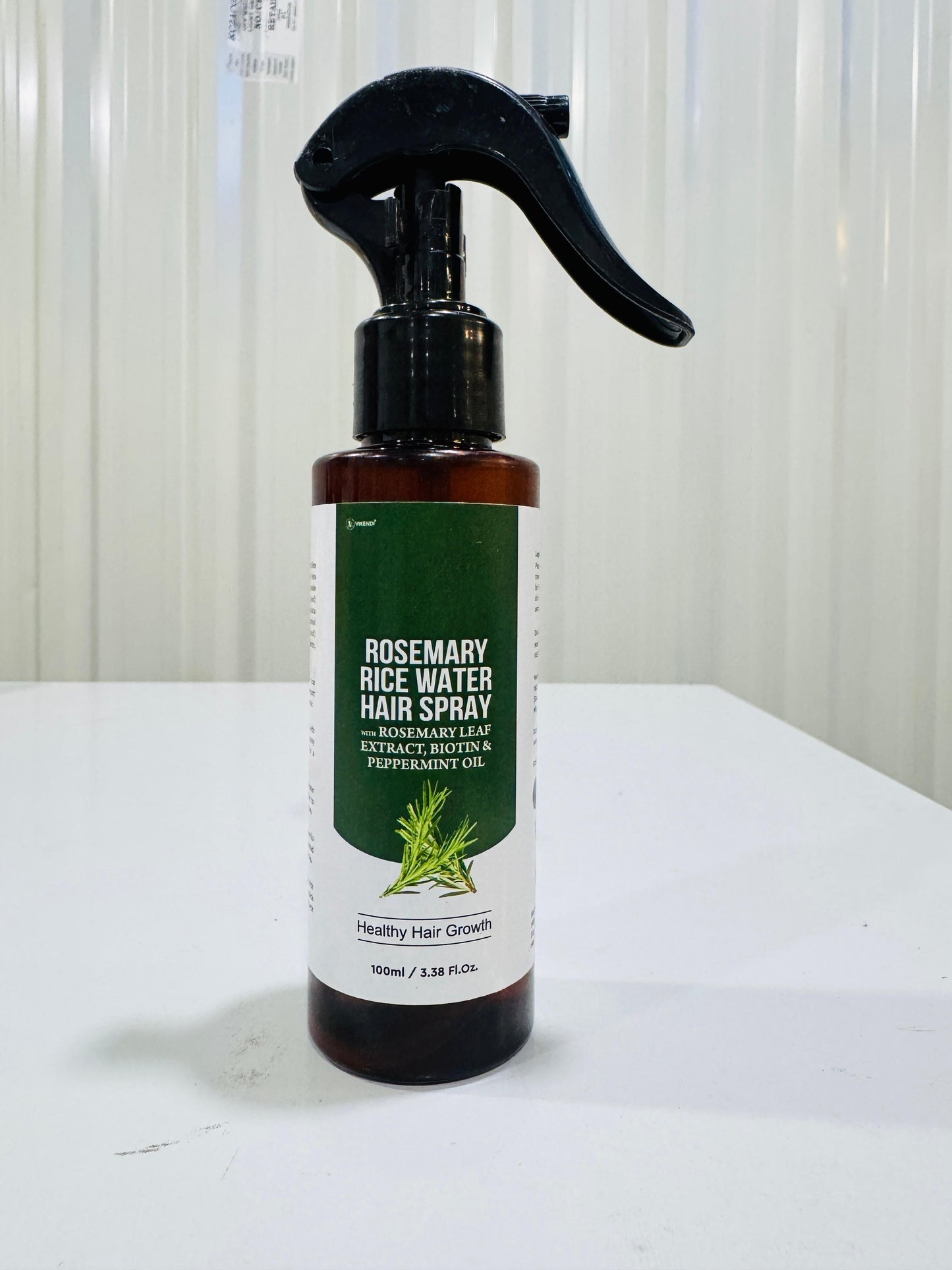 Rosemary Rice Water Hair Spray 100ml
Hair & Skin Serum , Strengthen hair Moisturize Hair Thicken Naturally  Dry hair, Oily hair, Flaky, Damaged Hair